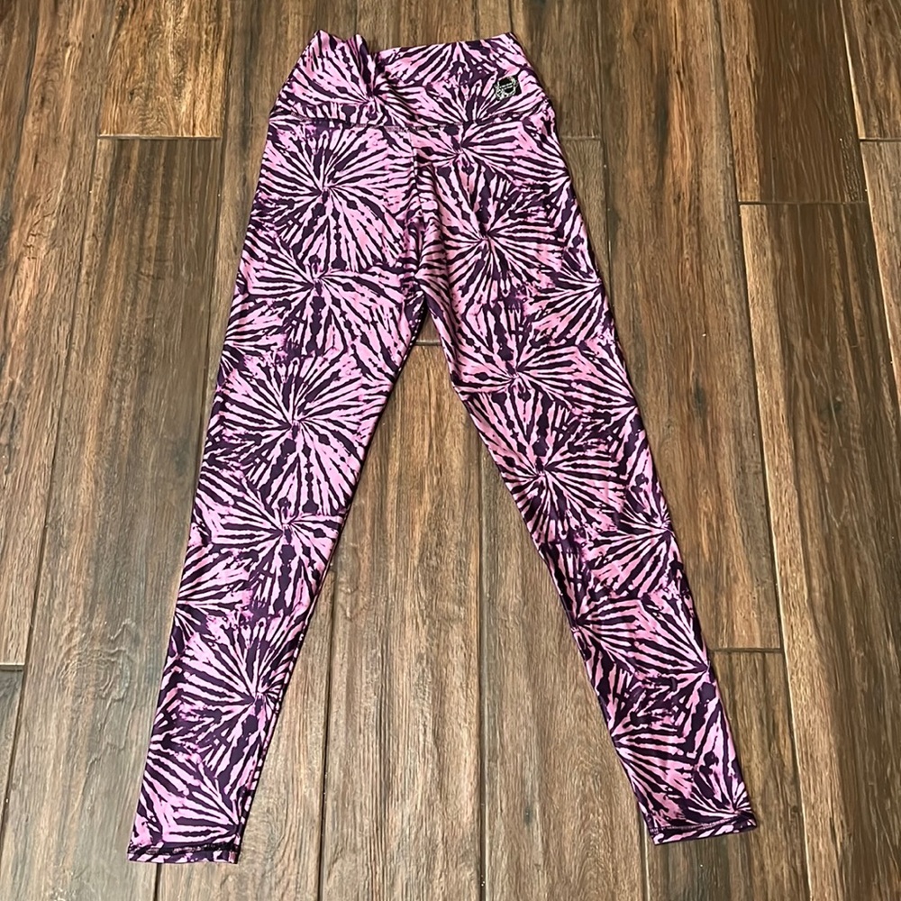 👖 LN Whiskini Bikinis brand women’s handmade custom leggings